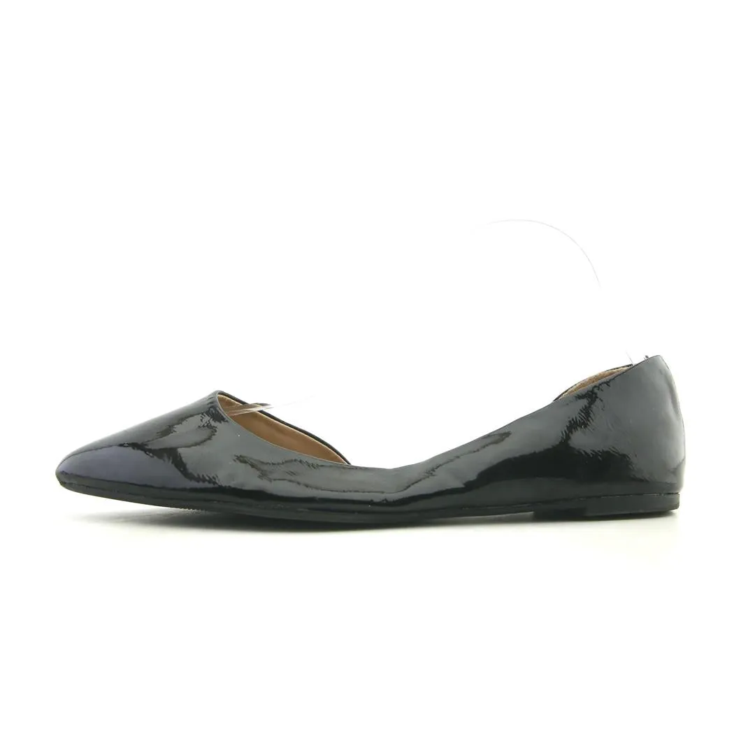 A NEWDAY . Brogues Over Oxfords