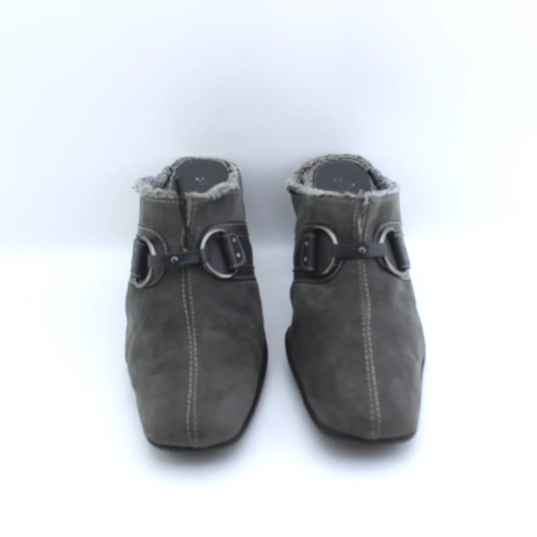 Modern Essentials Waterproof Wingtip Oxfords A2 BY AERO