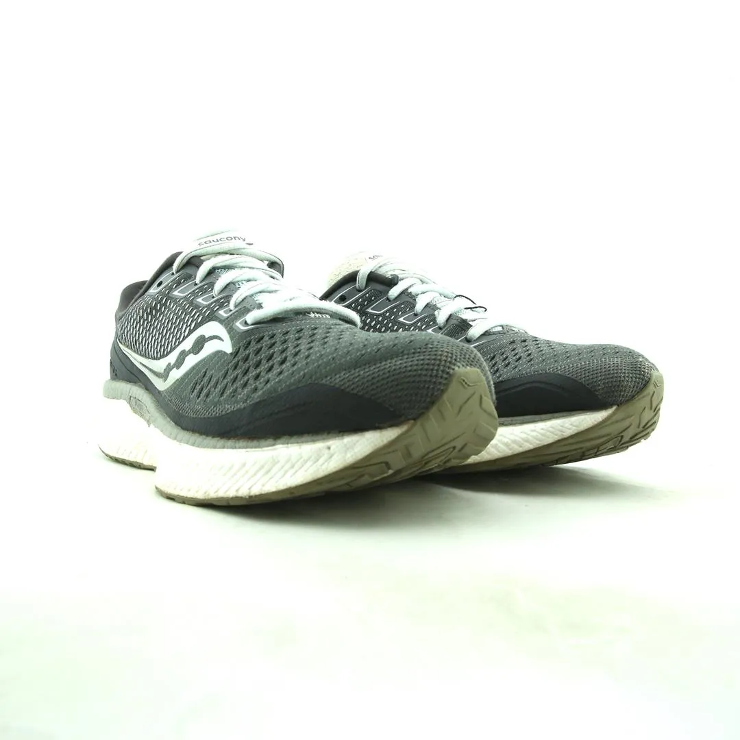 SAUCONY TRIUMPH 18 Running With Toe Shoes