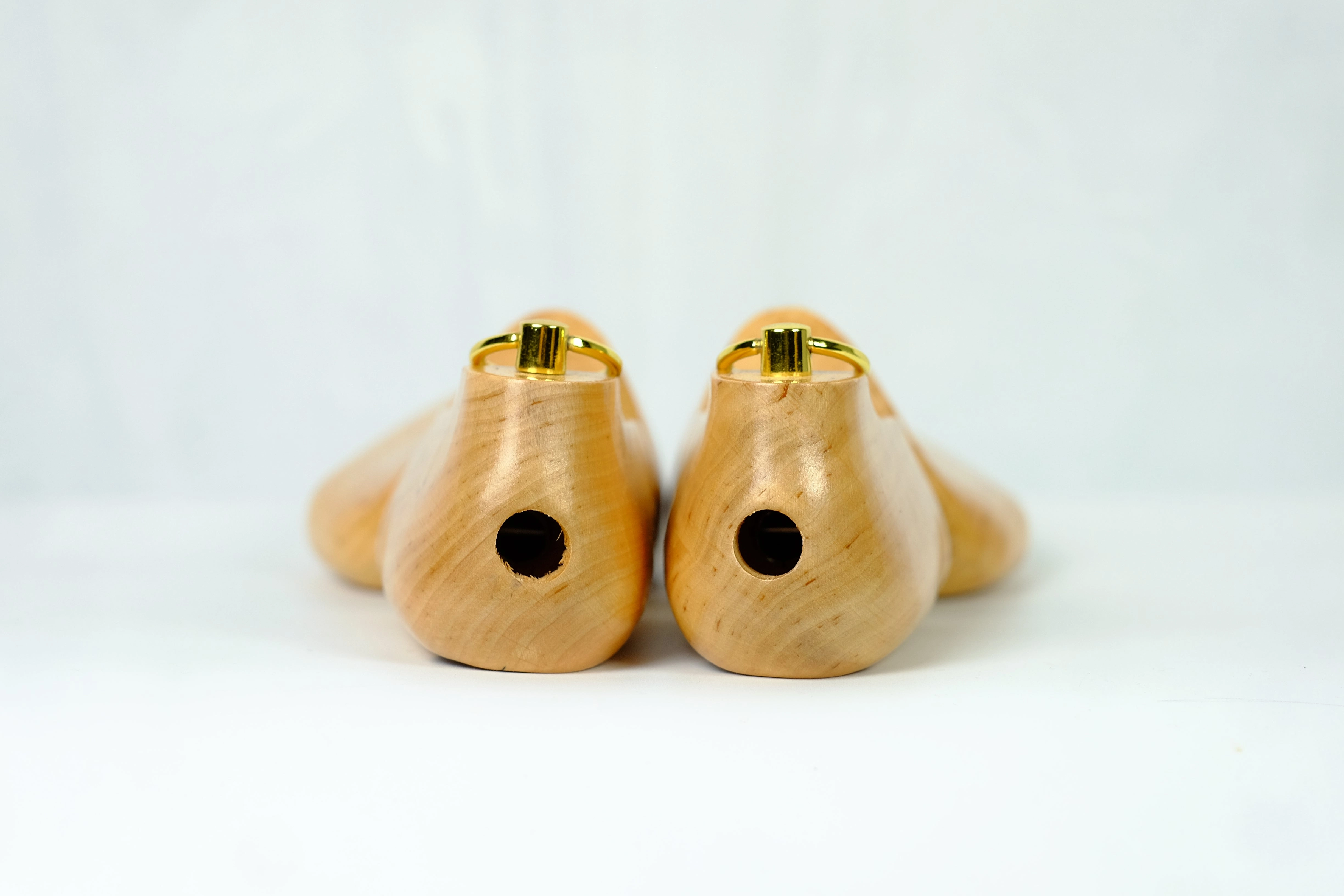 Alderwood Shoe Trees - Lightweight Version Natural - Brass Rings Kelly & Katie Loafers