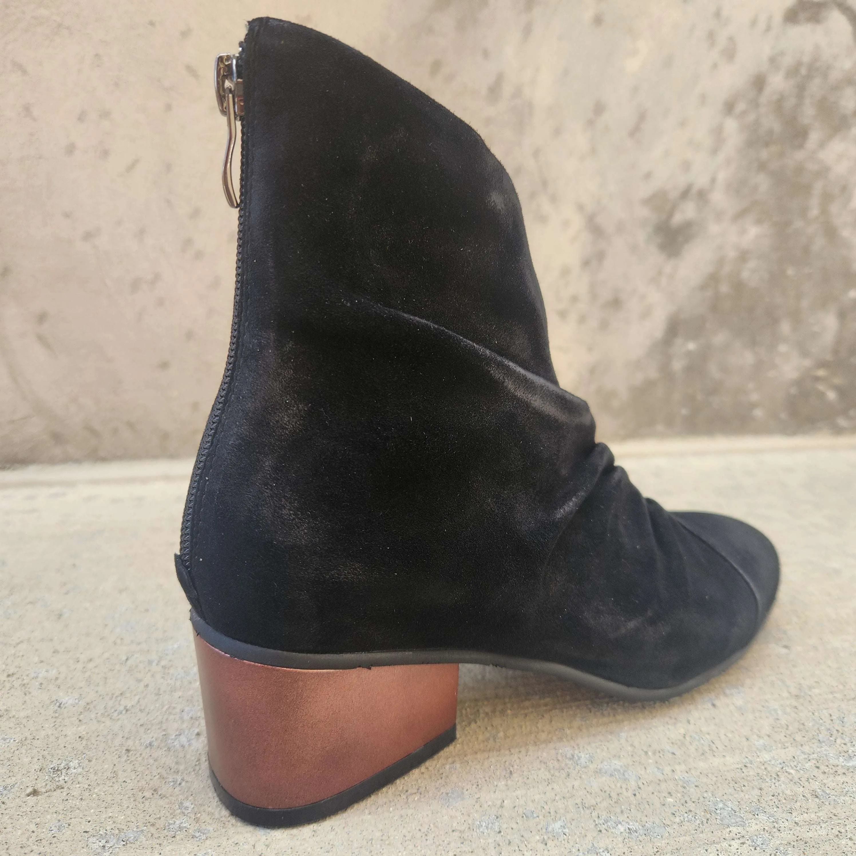 Heeled Ankle Boots Antelope - Niara