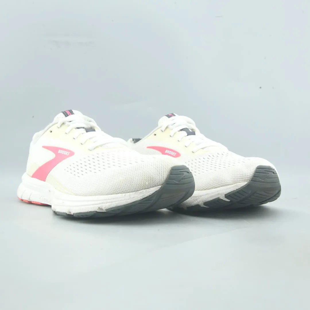 Best Underpronation Running Shoes BROOKS SIGNAL 3