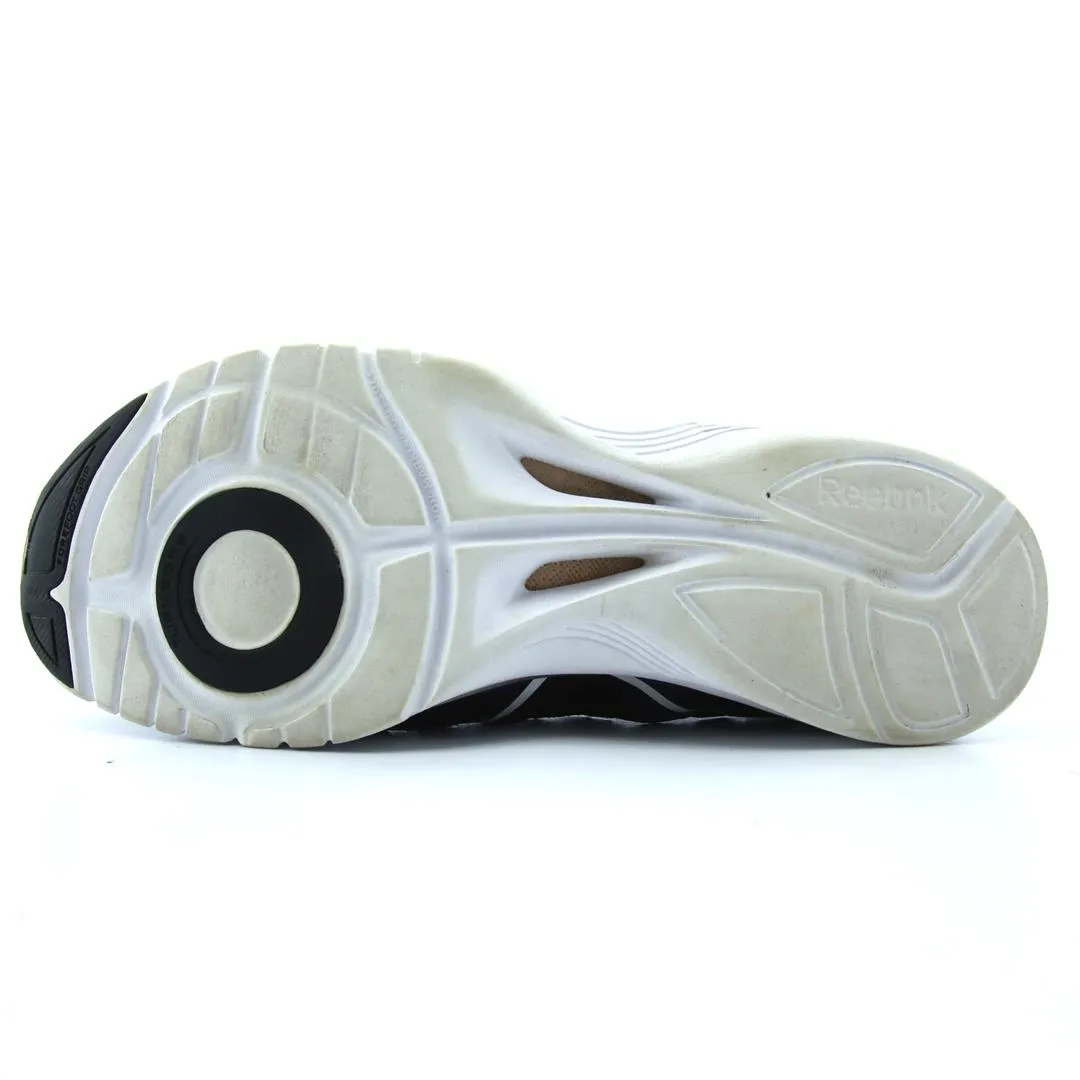 REEBOK DANCE?N SHAKE LOW Size 9 Running Shoes