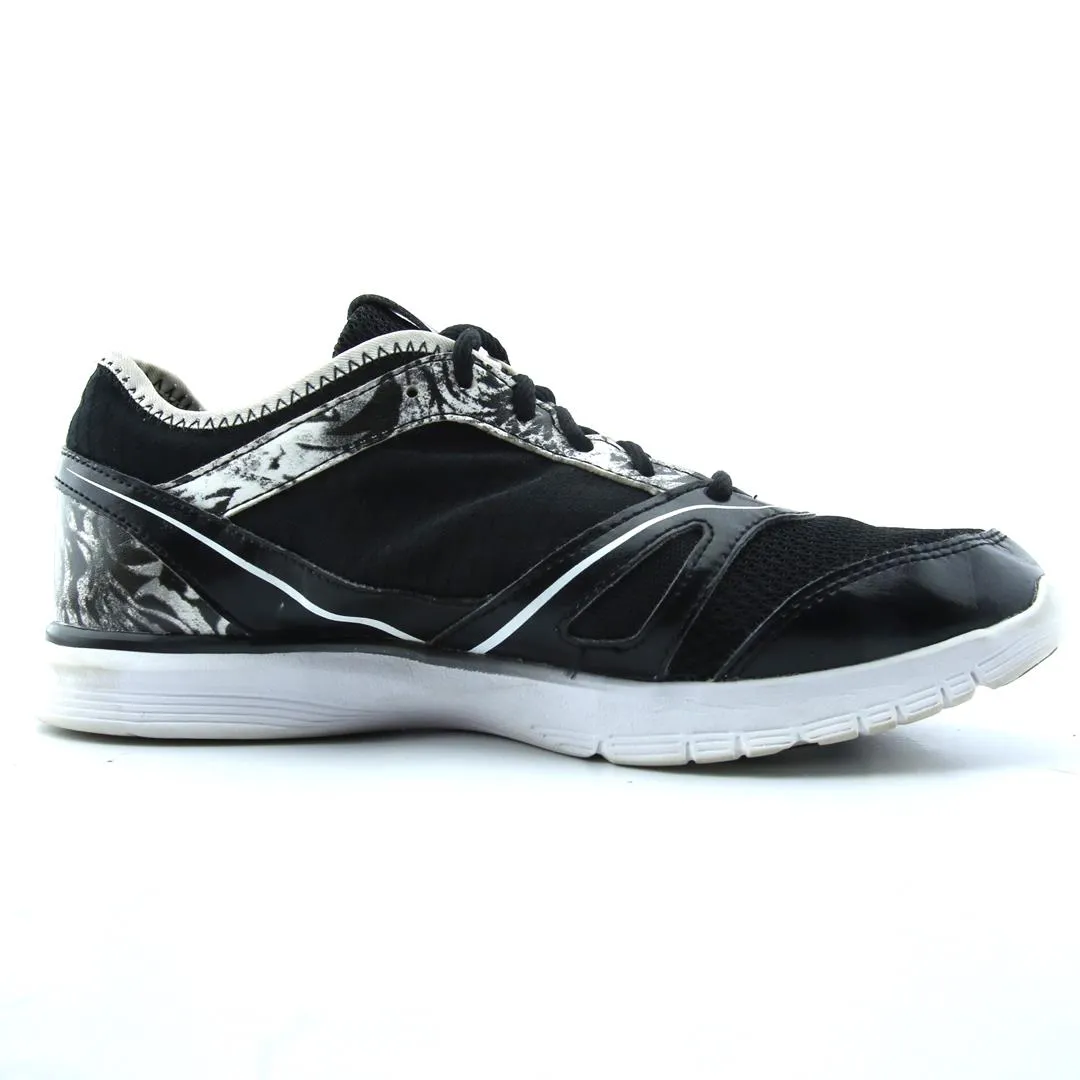 New Balance Trail Running Shoes REEBOK DANCE?N SHAKE LOW