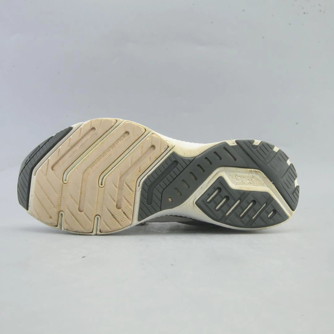 The Run Shoes San Francisco BROOKS LAUNCH 8