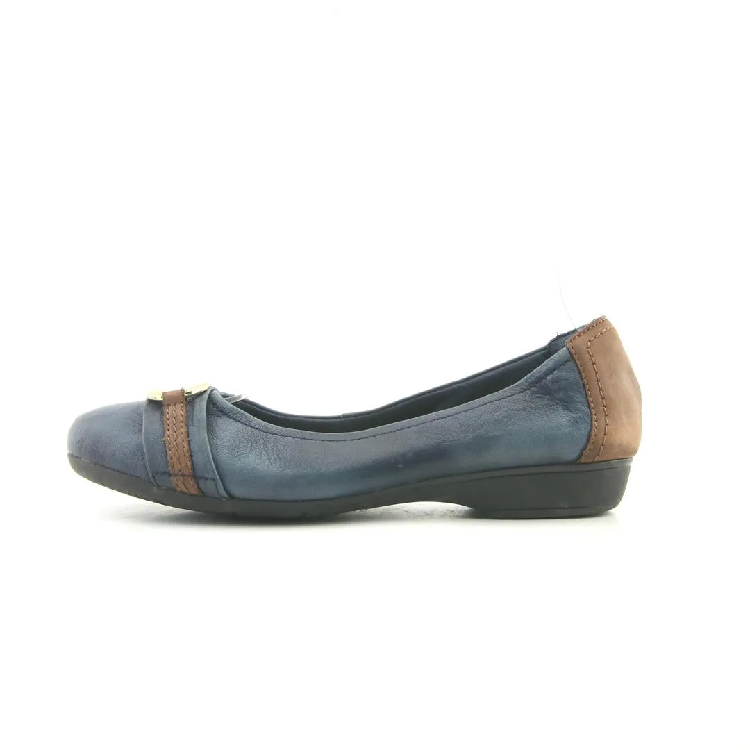 CLARKS SOFT CUSHION Ghillie Brogues