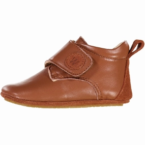 Winnie Pooh Slippers Dakota Leather Indoor Shoe - amber brown