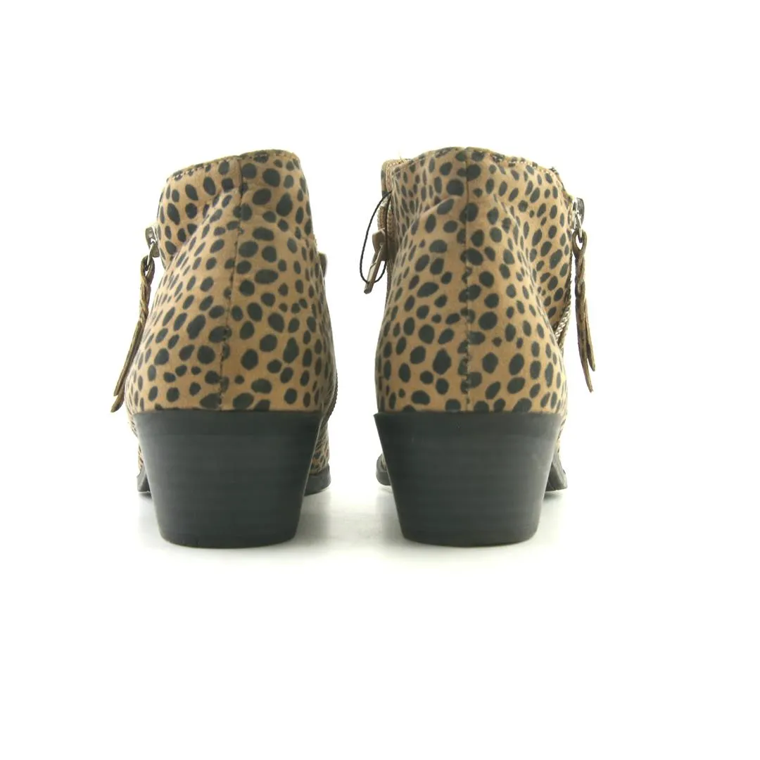 ARIZONA JEAN CANYON Brogue Vs Semi Brogue