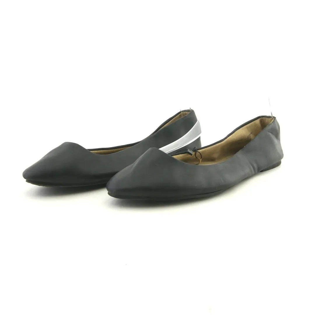 Brogues Vs Oxford TIME AND TRU MEMORY FOAM