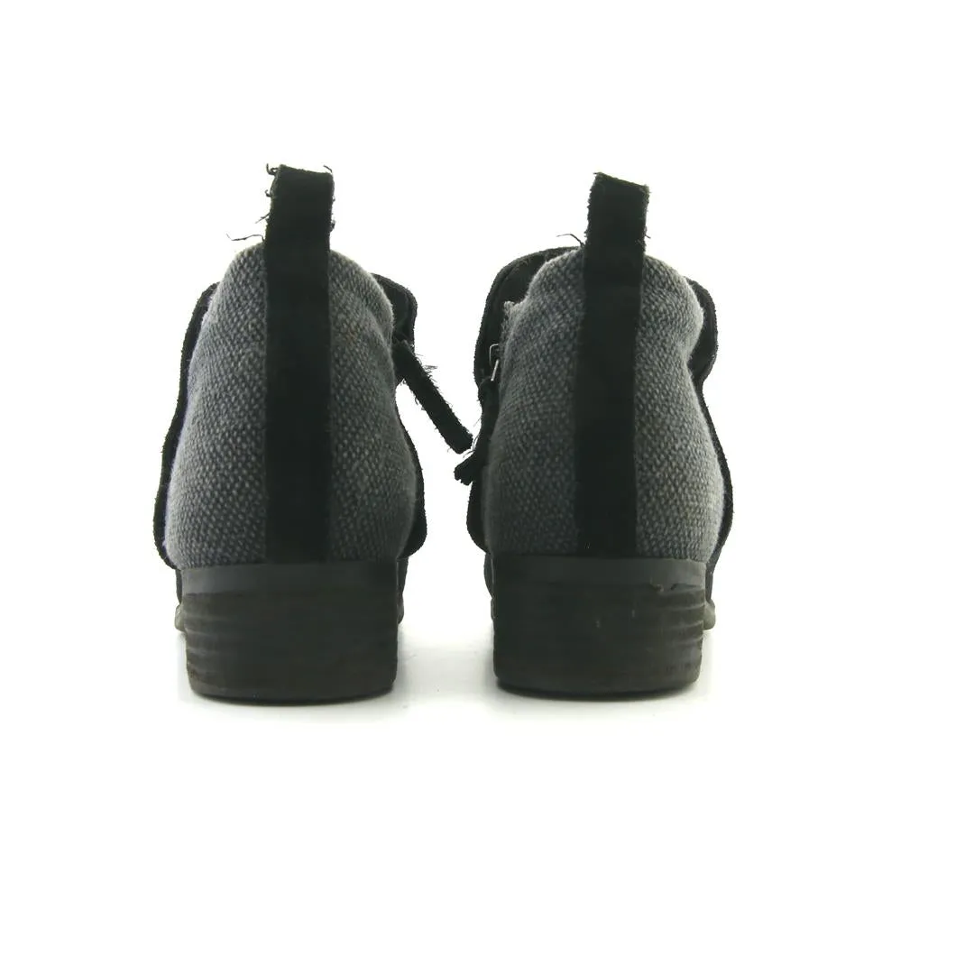 TOMS  DEIA RADIAL Waterproof Oxford Material