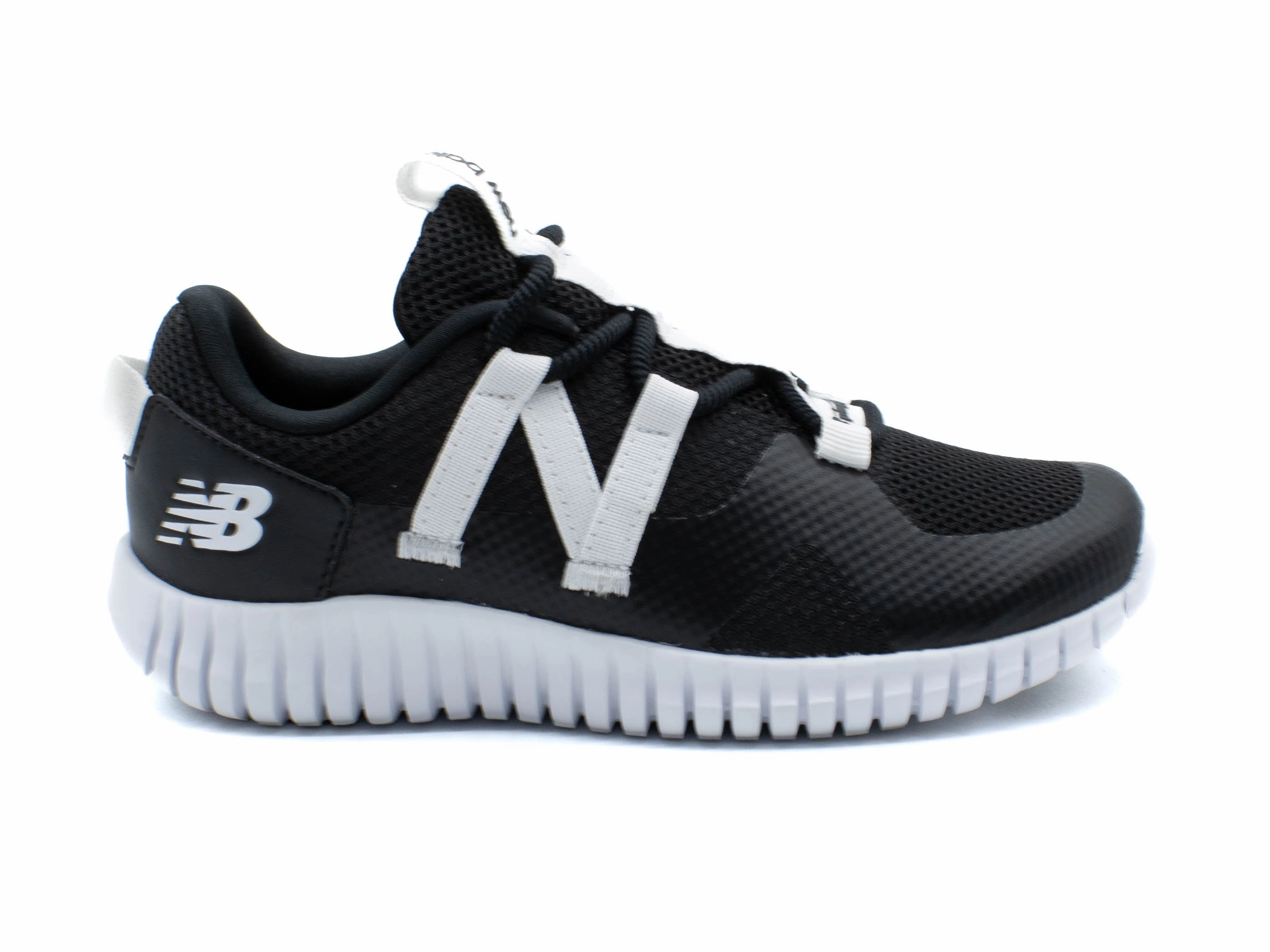 NEW BALANCE PLAYGRUV v2 Bungee New Balance 9060 Varsity Gold