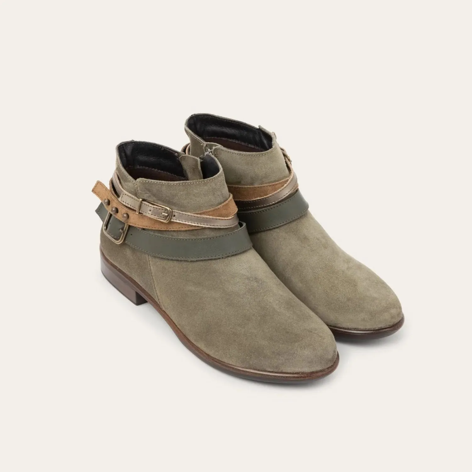 Best Lightweight Winter Boots NAOT SUMATRA - HUNTER GREEN SUEDE