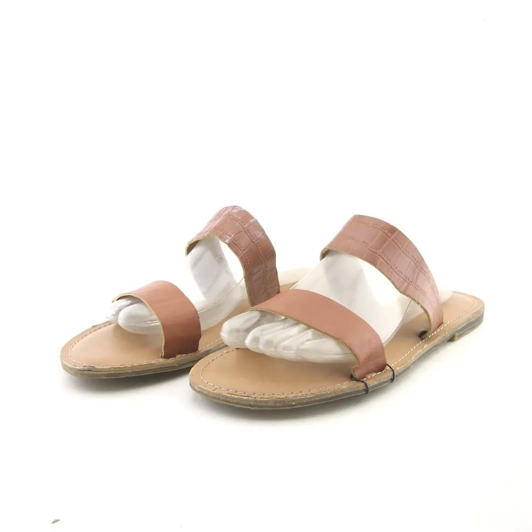 TIME AND TRU MEMORY FOAM Loafers Vs Brogues