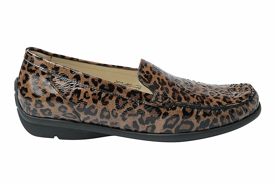 WAL RUBENS LEOPARD Loafers For A Timeless Look