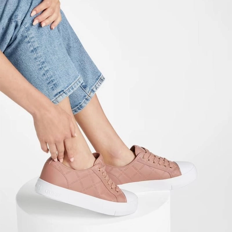 New Balance 860 V12 Women's GUESS Milson Quilted WOMEN SHOES