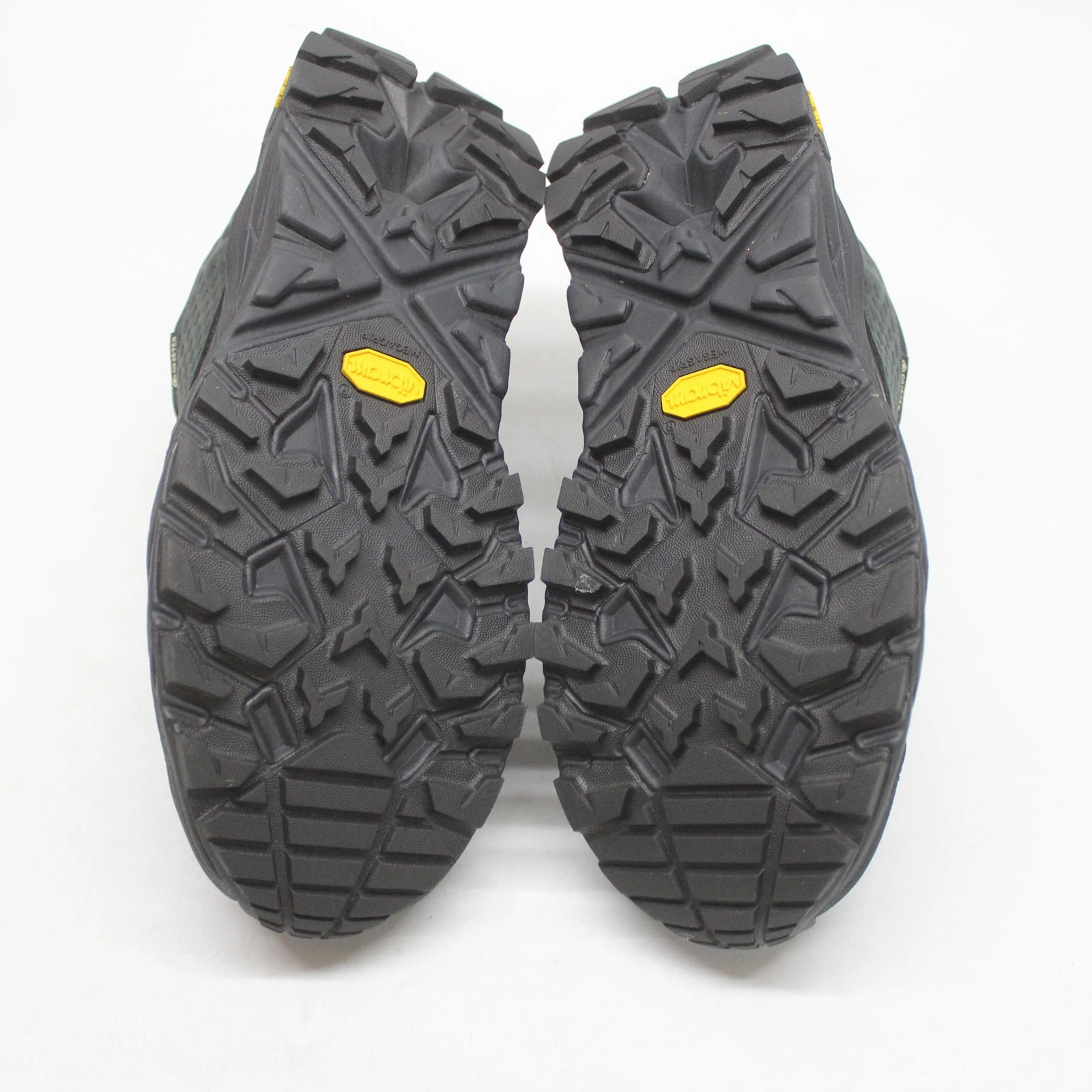 Different Types Hoka Anacapa Low GTX Nubuck Textile Women's Black Black Low Top Trainers - UK 8 - US 9.5 Women - EU 42