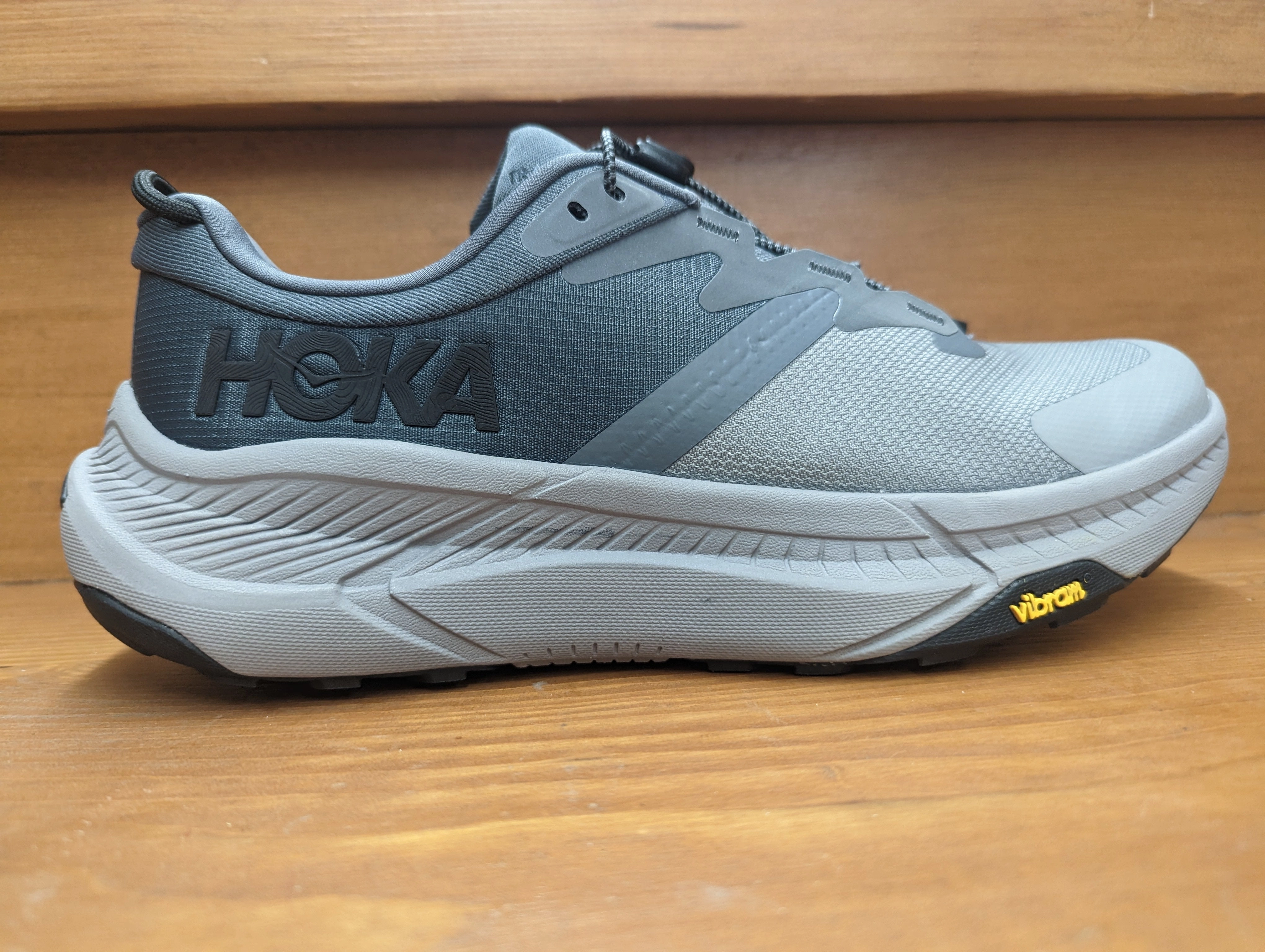 Cleaning White Hoka Transport Castlerock/Black 1123153 CKBC