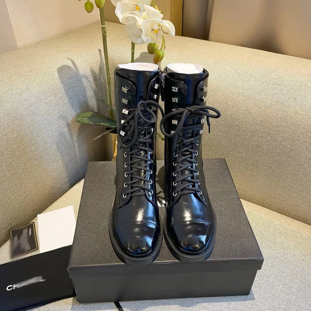 Boots And Bling Outfits SE652  Size 5-9  Material: Cowhide  Lining: Sheep skin Sole: Italian leather