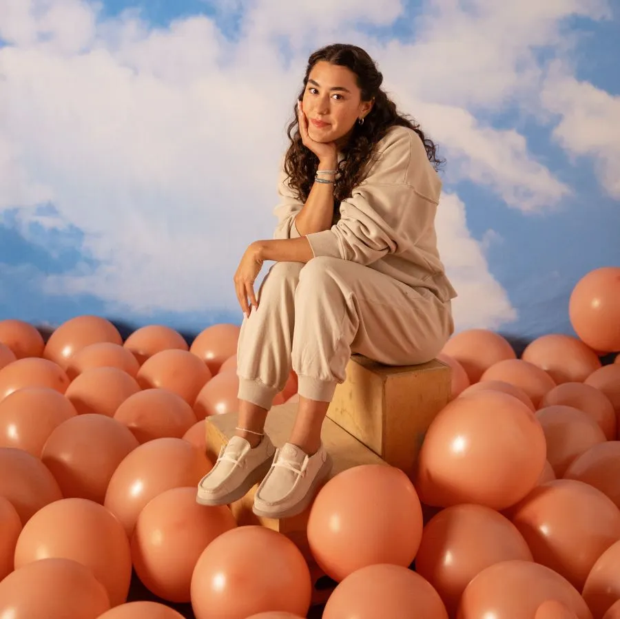 Doc Martens Lace Up Shoes Wendy Comf Suede - Blush