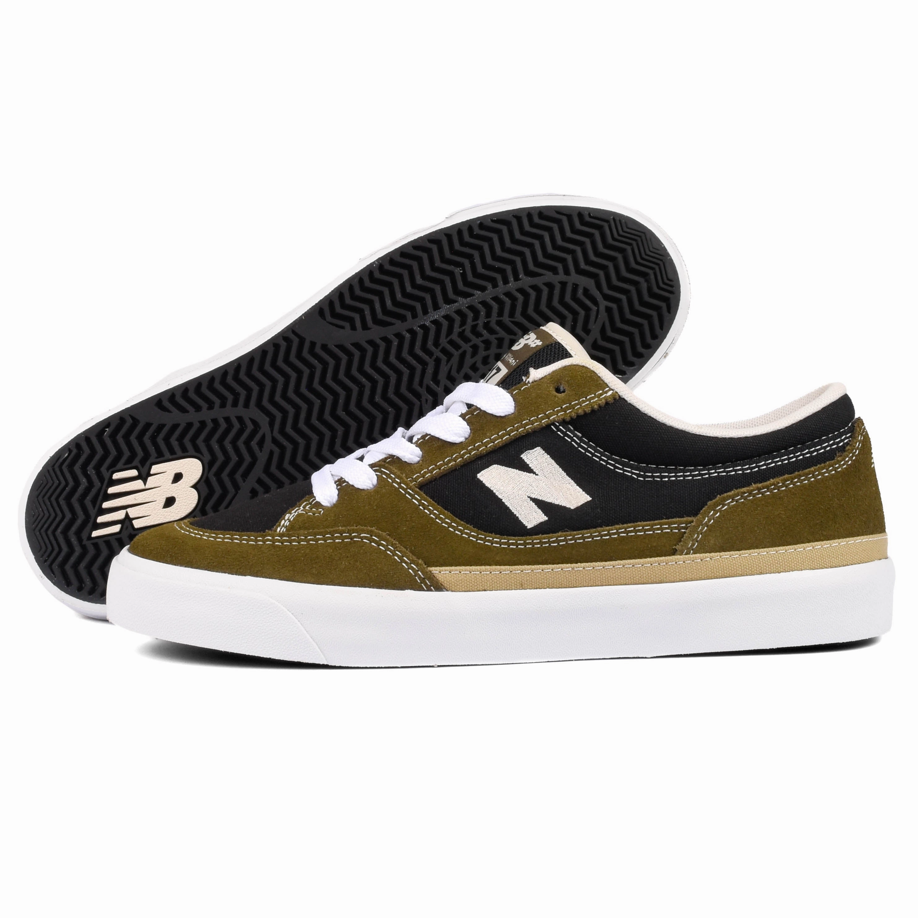 New Balance - 417 Low LBN (Brown/Black) New Balance 2002r White