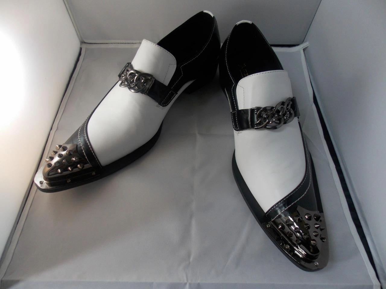 New Men's Fiesso Black/White Pointed Shoes with Spikes FI 6827 New Balance Cleats Baseball Youth