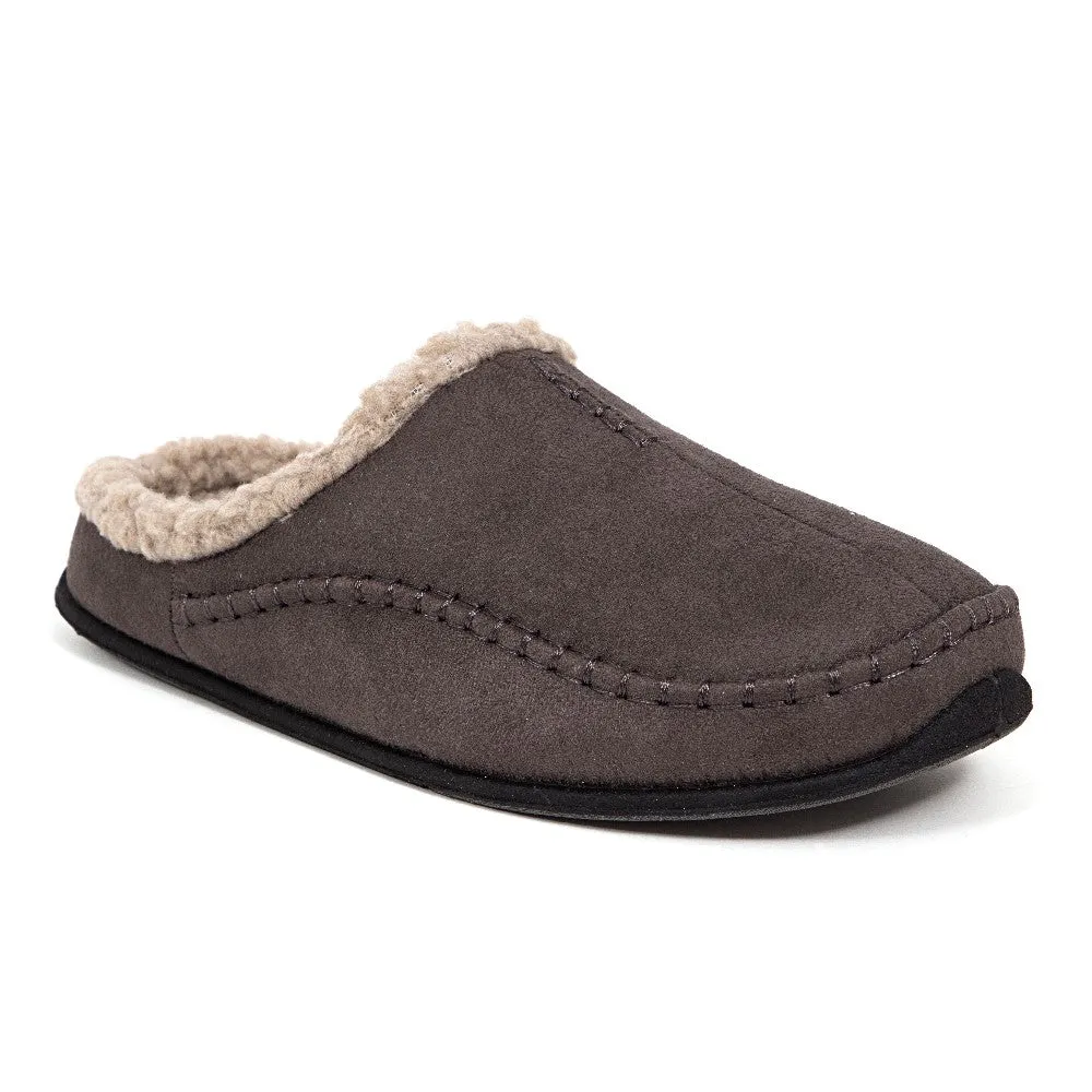 Nordic Unisex in Charcoal Slip On Feet
