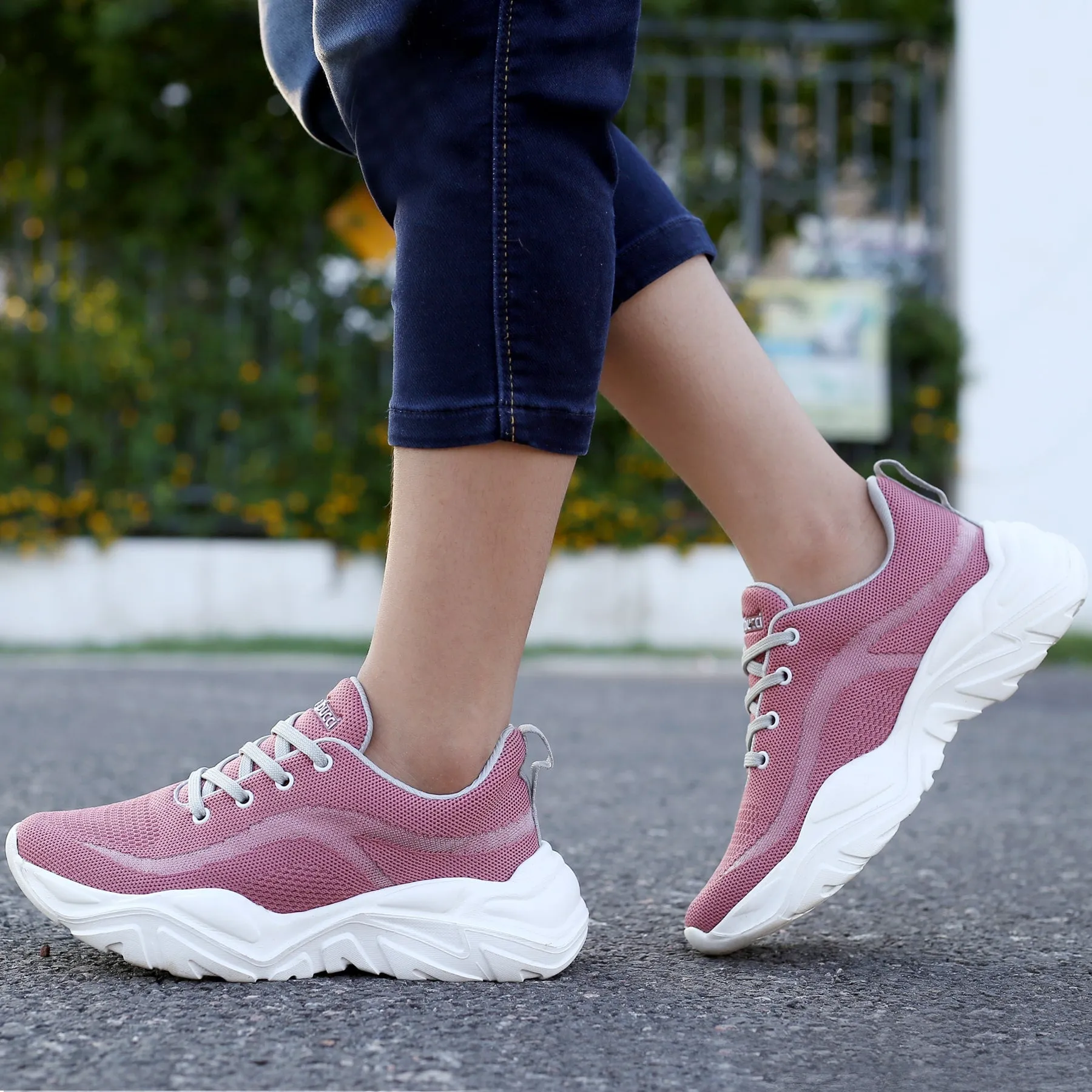 Grandflex Dress Laser Oxfords Bacca Bucci BUBBLES Women Chunky Platform Sneakers