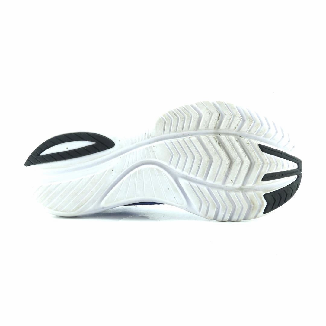 Running Shoes Boston SAUCONY KINVARA 13