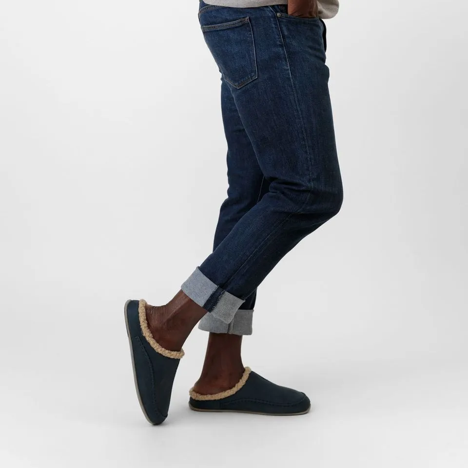 Nordic Unisex in Navy Bearclaws Slippers