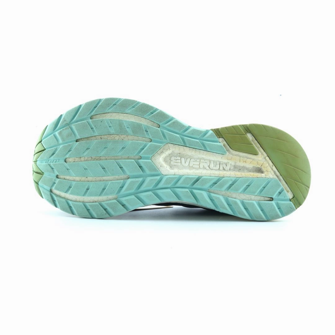 Shoes That Track Running SAUCONY TRIUMPH ISO 4