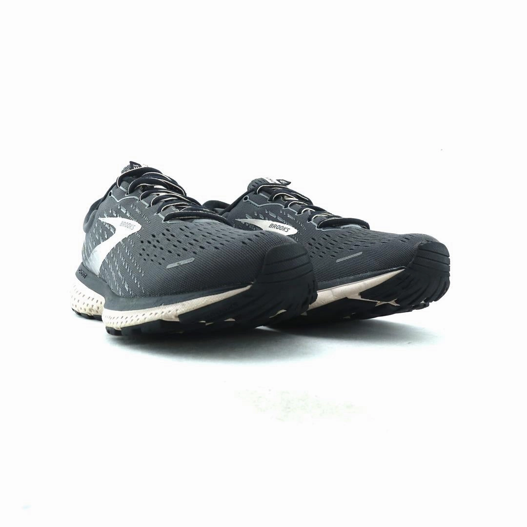 Good Running Shoes For Beginner Runners BROOKS GHOST 13