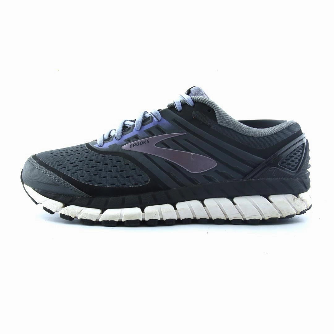 BROOKS ARIEL 18 Best Running Shoes For Track Practice