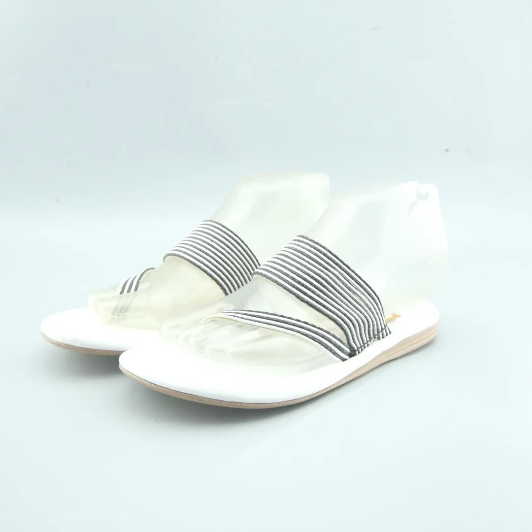 SARTO. JANICE Women's Leather Brogues