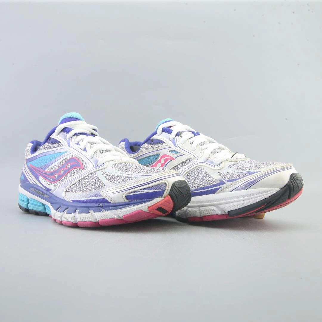 Ultra Running Shoe SAUCONY GUIDE 8