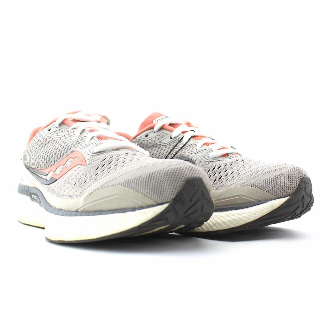 SAUCONY  TRIUMPH 18 Carbon Plate Running Shoe