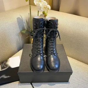 SE650  Size 5-9    Material: Cowhide  Lining: Sheep skin Sole: Italian leather Waterproof Chelsea Boots