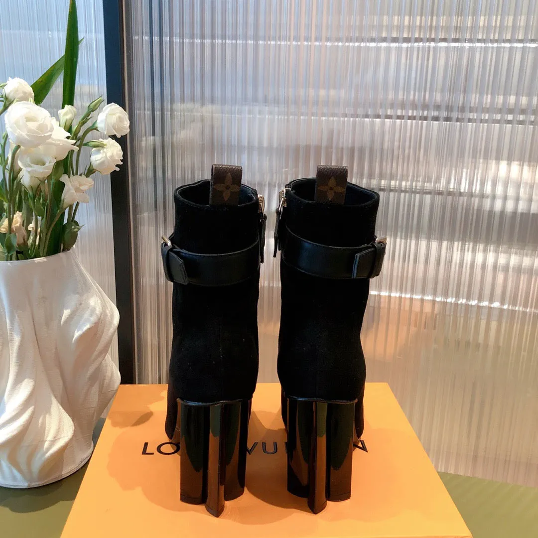 Boots And Gaiters SE683  Size 4-11