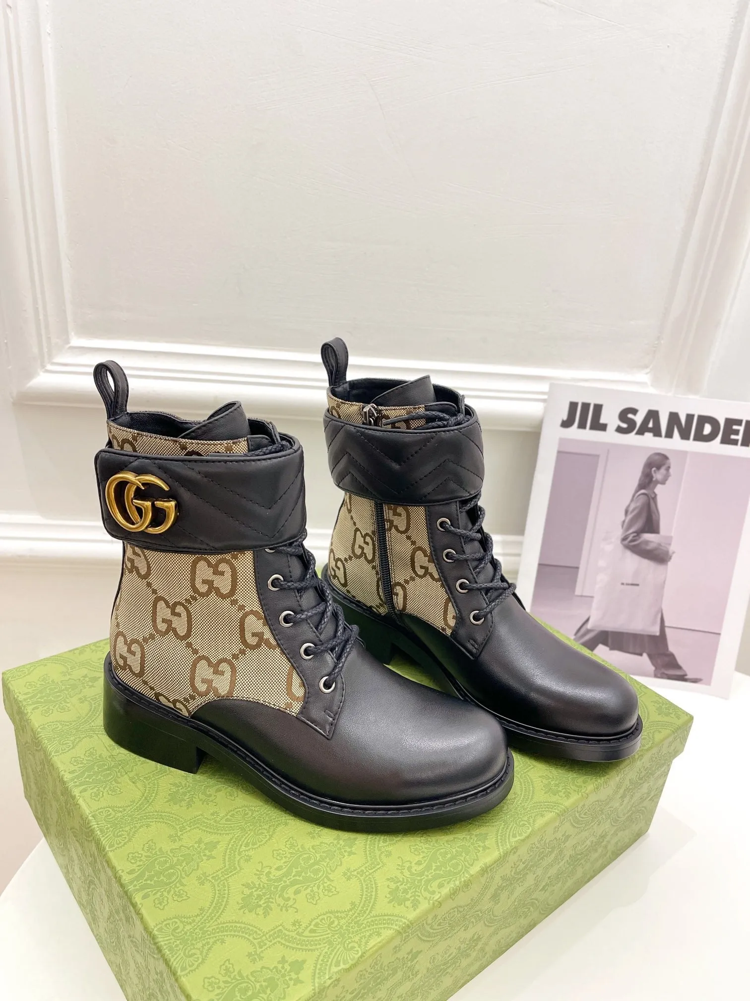 Horse Power Boots SE691  Size 5-10   Material: Cowhide  Lining: Sheep skin Sole: Rubber