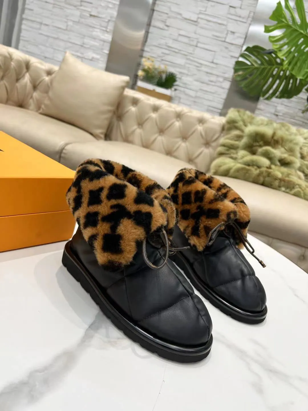 SE694  Size 5-12 Metal Toe Boots