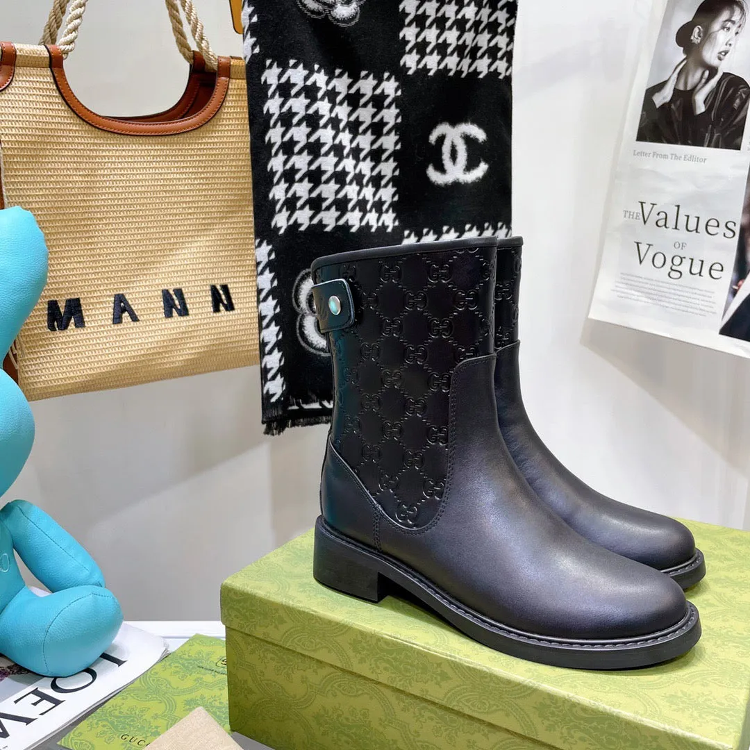 SE695  Size 4-10    Heel:4cm Material: Cowhide  Lining: Sheep skin Sole: Rubber Knee High Boots With Skirt