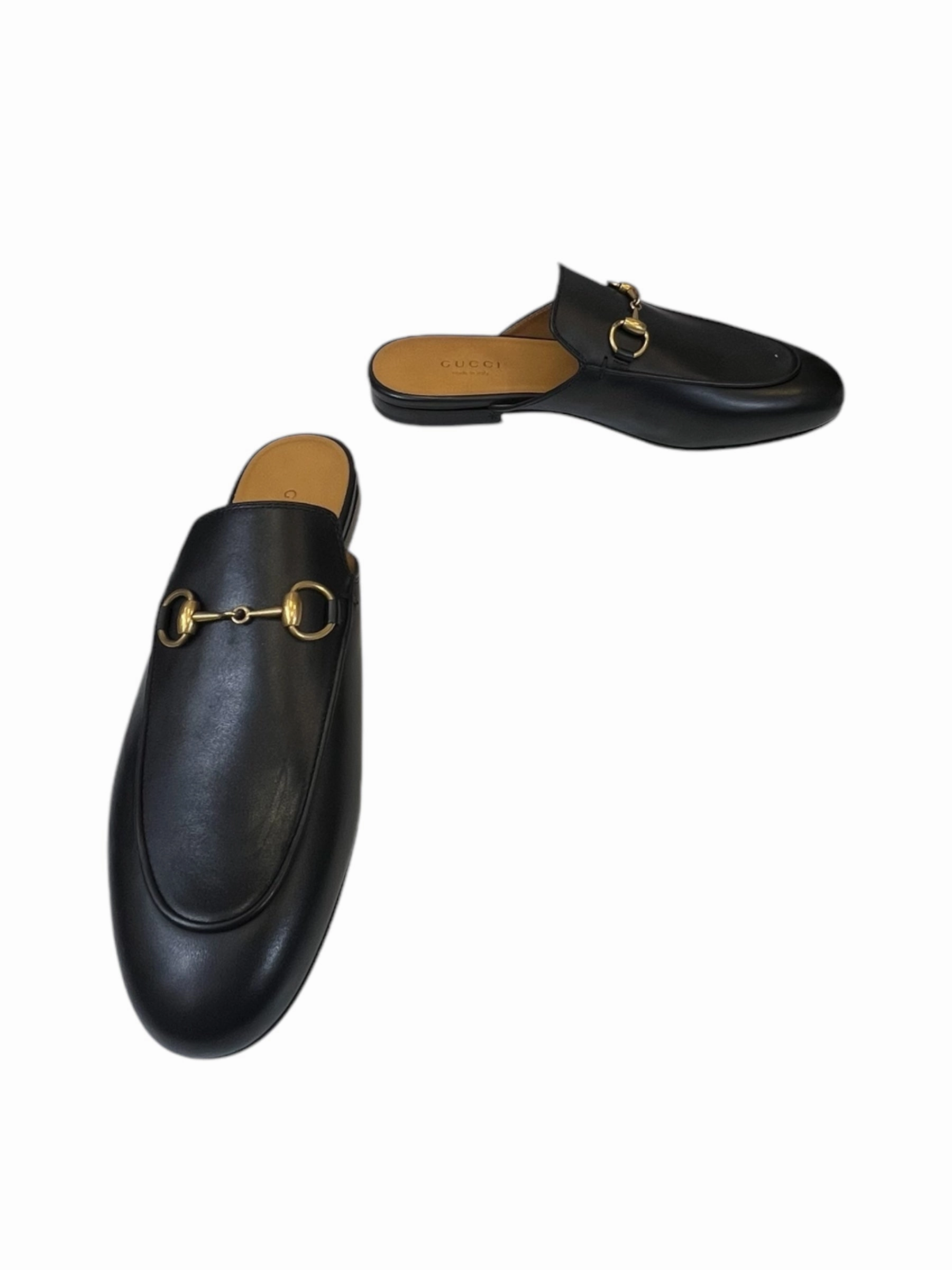 Shoes Luxury Designer By Gucci In Black, Size: 5 New Balance 574 Legacy