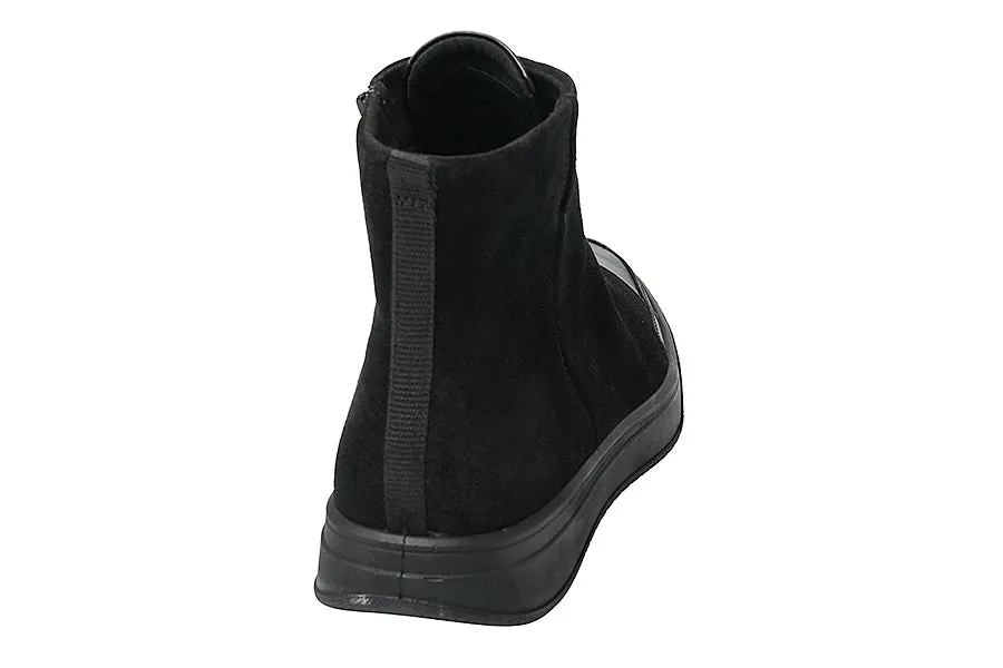 Animal Crossing Boots ARA HOPPER BLACK