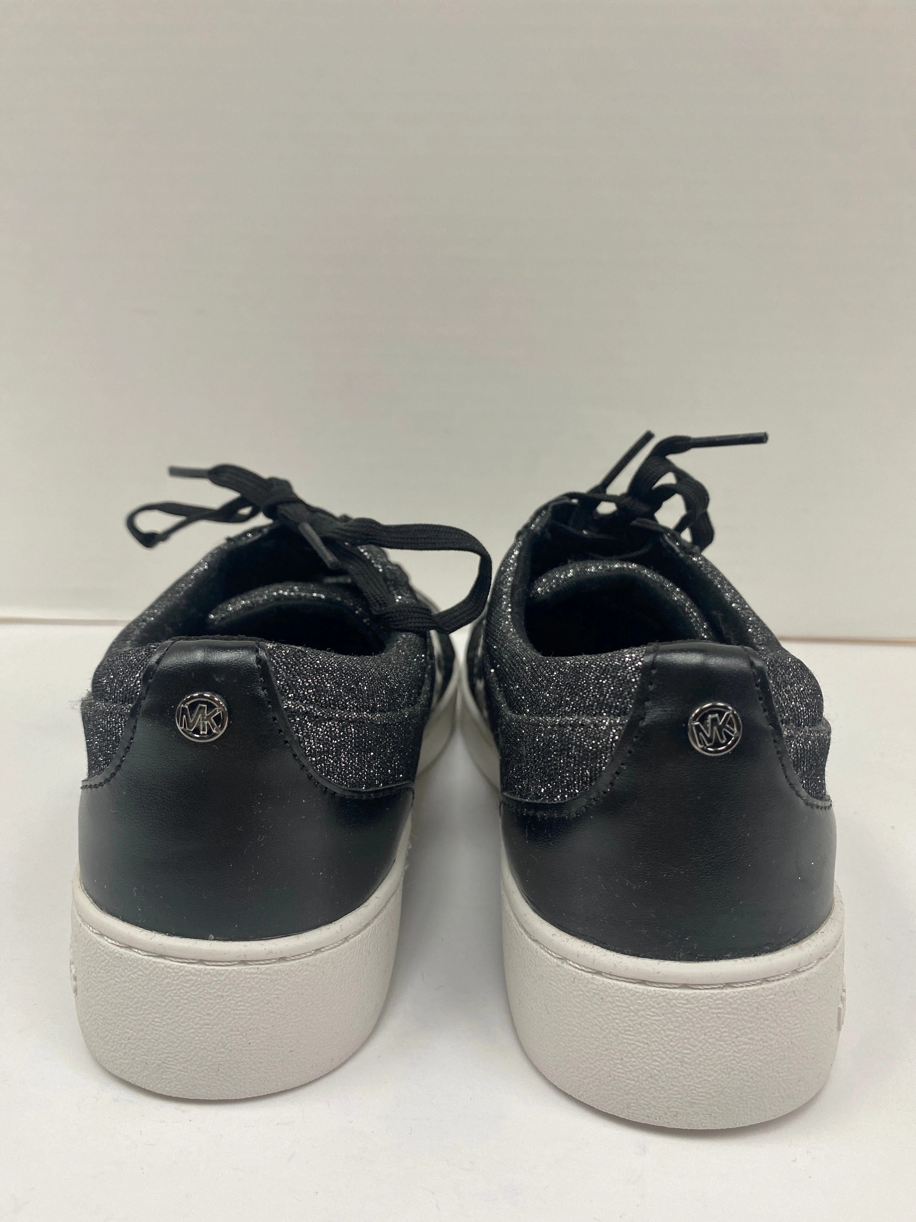 New Balance Gray Men Shoes Designer By Michael Kors In Silver, Size: 7