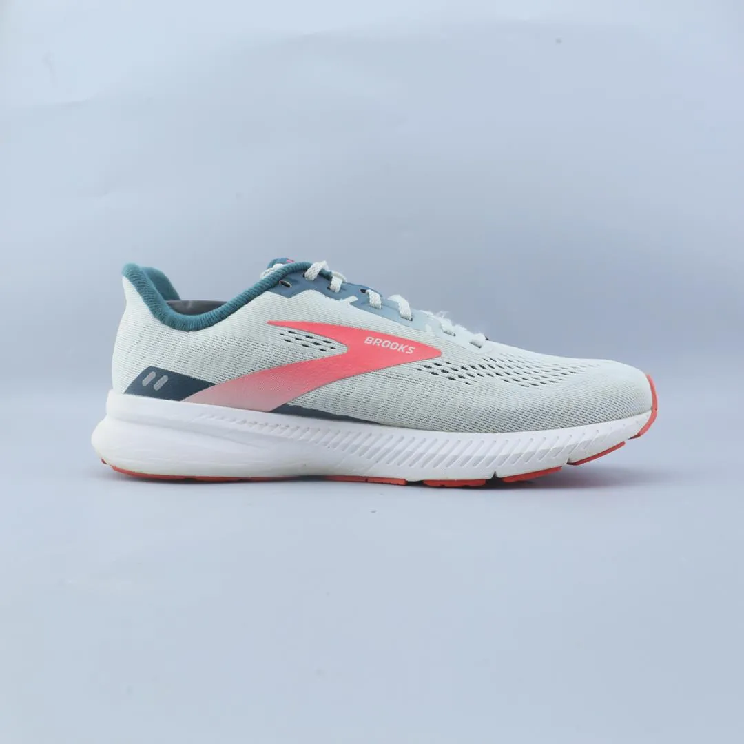 Vomero 5 Running Shoes BROOKS LAUNCH 8