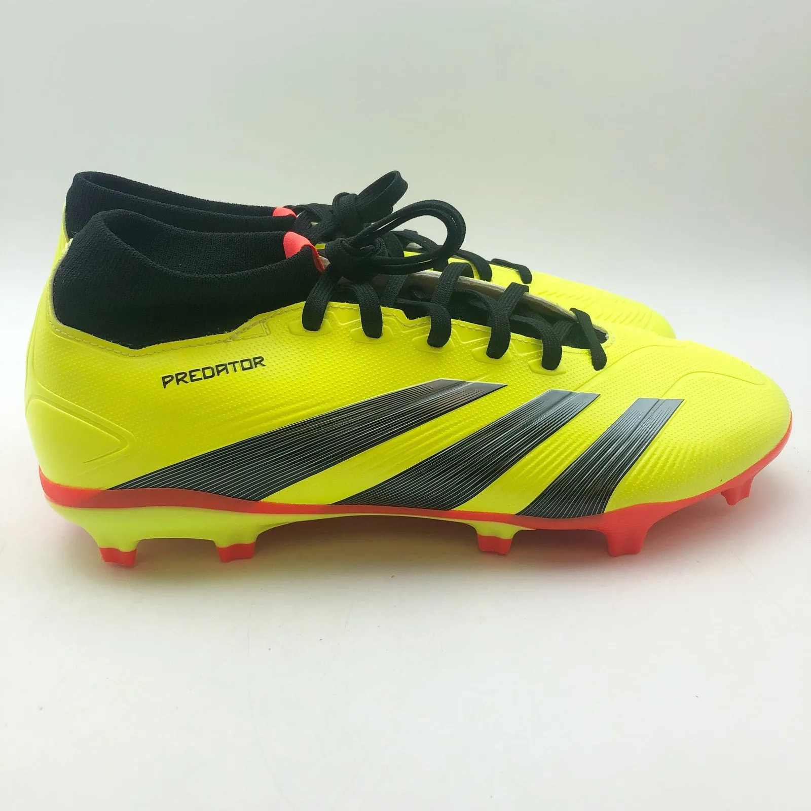 Adidas Men's Predator League Mid Soccer Cleats Size 8  Yellow Black NWOB Cosmic Speed Soccer Cleats