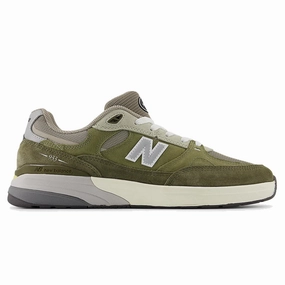 New Balance Fresh Foam Roav Women's Shoes New Balance Numeric Andrew Reynolds 933 Olivine Shoes