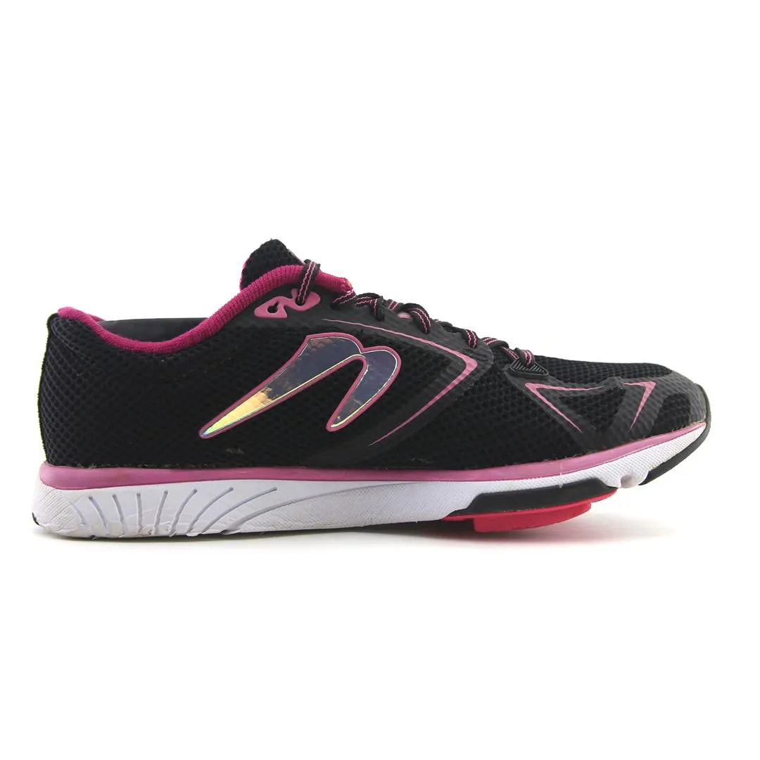 NEWTON DISTANCE 8 Running Shoes For Pronators