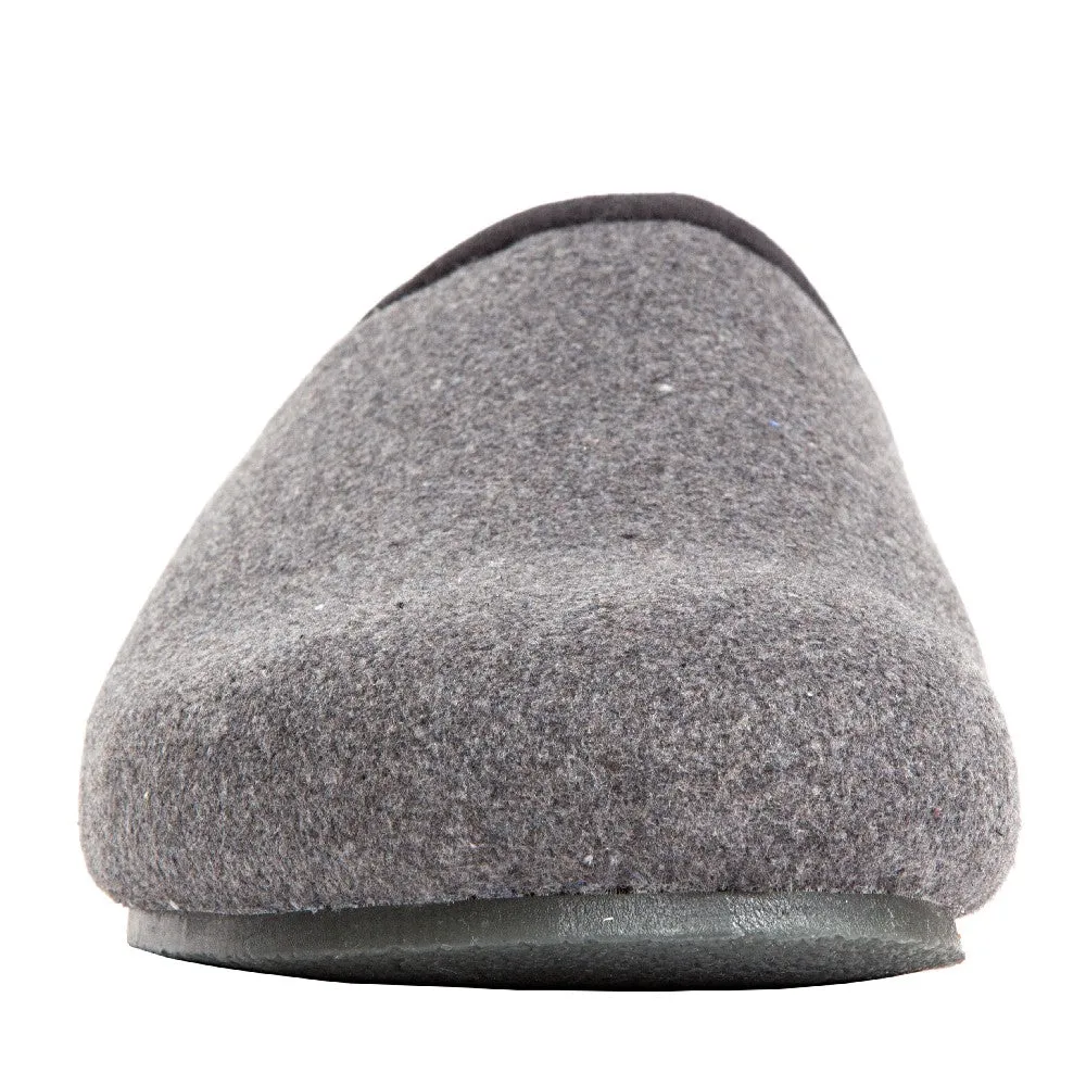 Unbound Unisex in Grey Hay Waffle Slippers