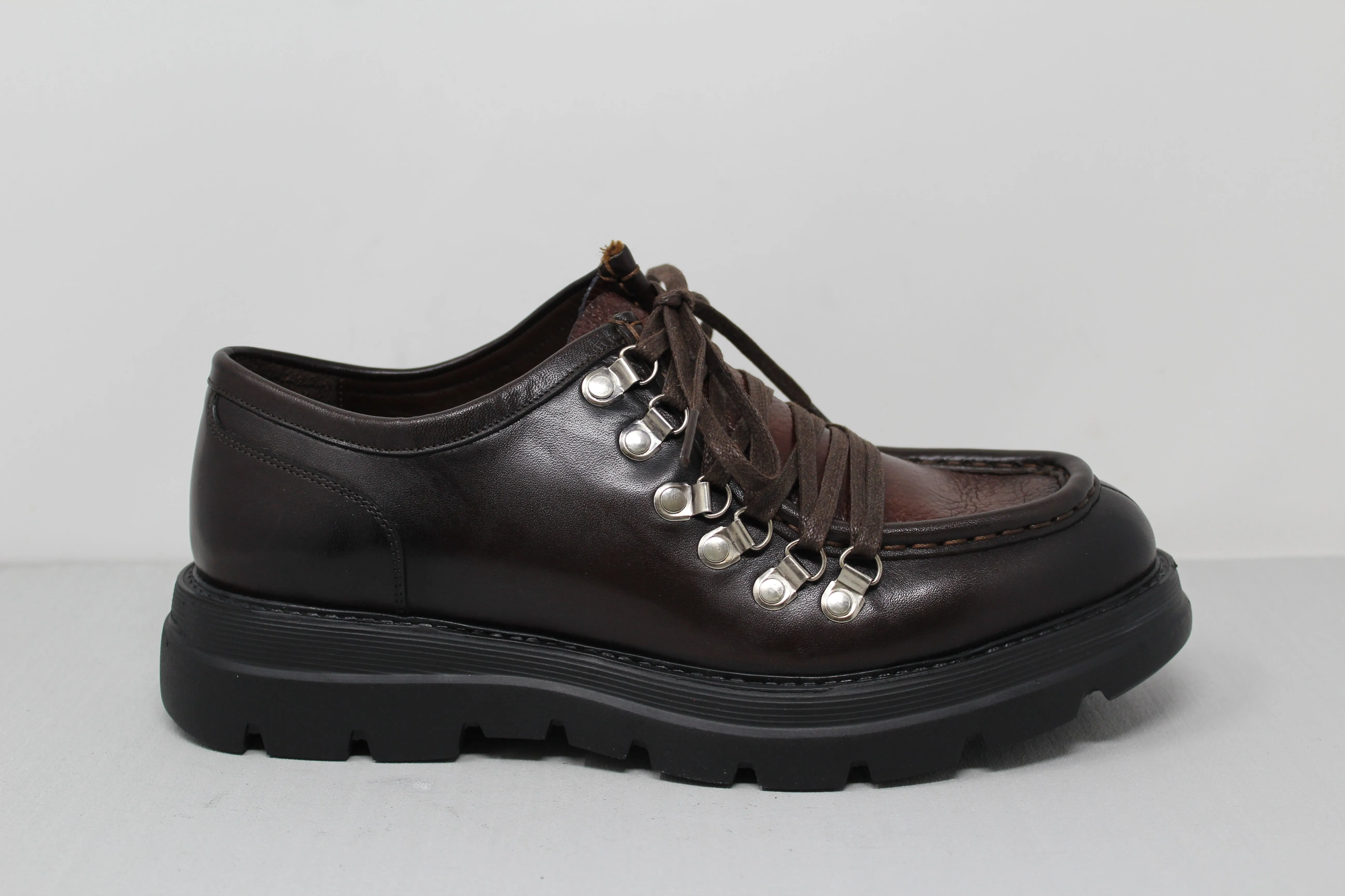 Derby Shoes Vibram M8030