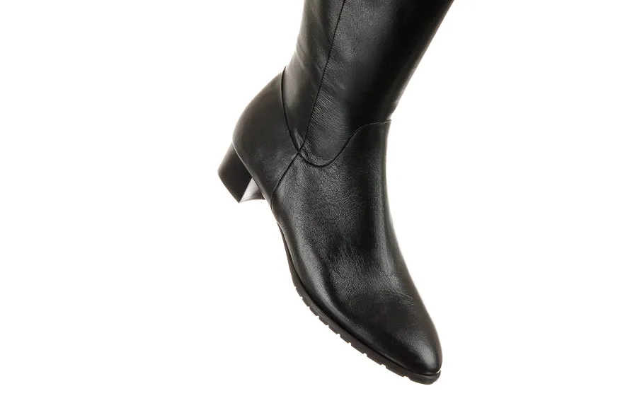 Via Barrett Dibs Boots